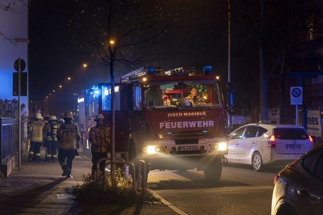 Mehr als 50 Einstze fordern die Freiburger Feuerwehr in der Neujahrsnacht