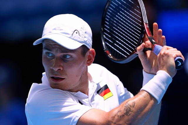 Zverev-Ersatz Daniel Masur verlor sein... den Kasachen Alexander Schewtschenko.  | Foto: Trevor Collens/AP/dpa