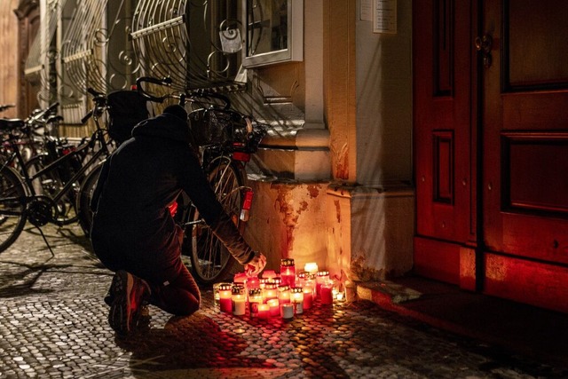 Kontinuierlicher Protest vor der Domsingschule  | Foto: Maximo-Hans Musielik