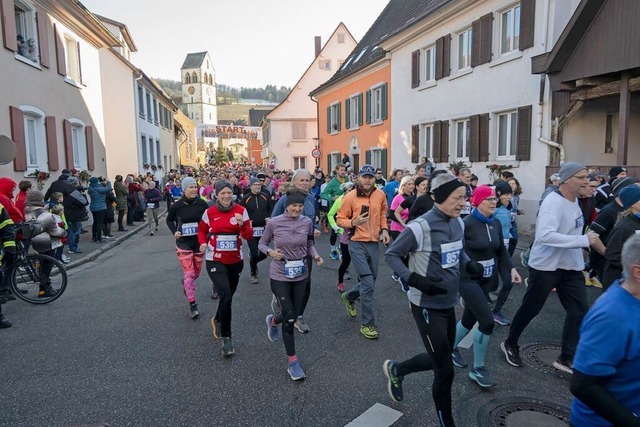 Auf geht&#8217;s auf die hgelige und malerische Zehn-Kilometer-Strecke.  | Foto: Volker Mnch