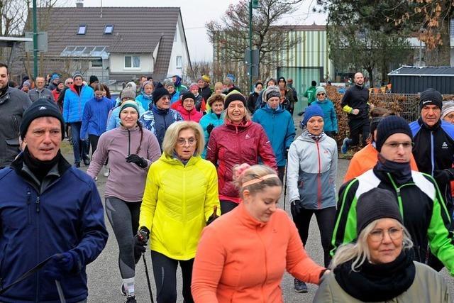 Rund 250 Lufer und Walker beim Silvesterlauf in Hofweier