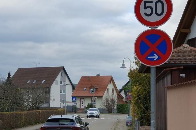 Bald nicht mehr mit 50 zum Zebrastreifen in Vrstetten - Brger wollen Tempo 30