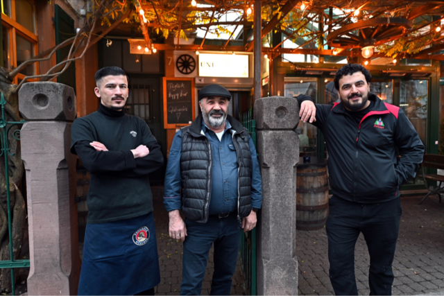 Die Familie Hatay musste das Caf Movie in Freiburg schlieen - und hat direkt ein neues erffnet