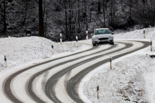 Kaltfront bringt Schnee und Gltte nach Baden-Wrttemberg