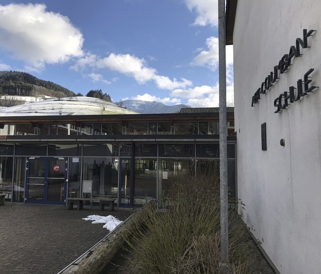 Die Abt-Columban-Schule im Mnstertal ...bald auch zehnte Klasse untergebracht.  | Foto: Hans-Peter Mller