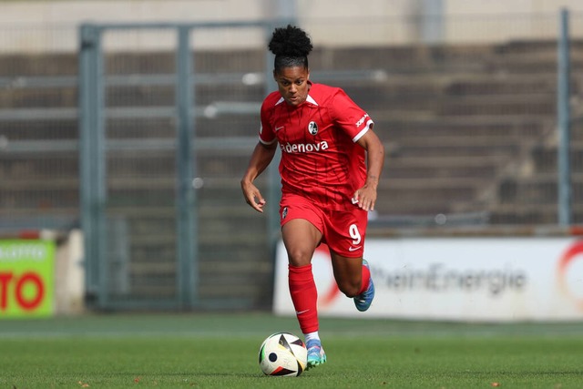 Bitterer Abgang: Shekiera Martinez verlsst den SC Freiburg.  | Foto: IMAGO/Oliver Kaelke/DeFodi Images