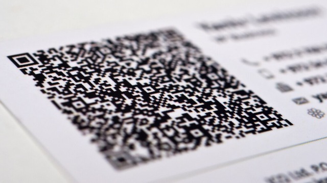 QR-Codes sind mittlerweile weit verbreitet.  | Foto: Andrea Warnecke (dpa)