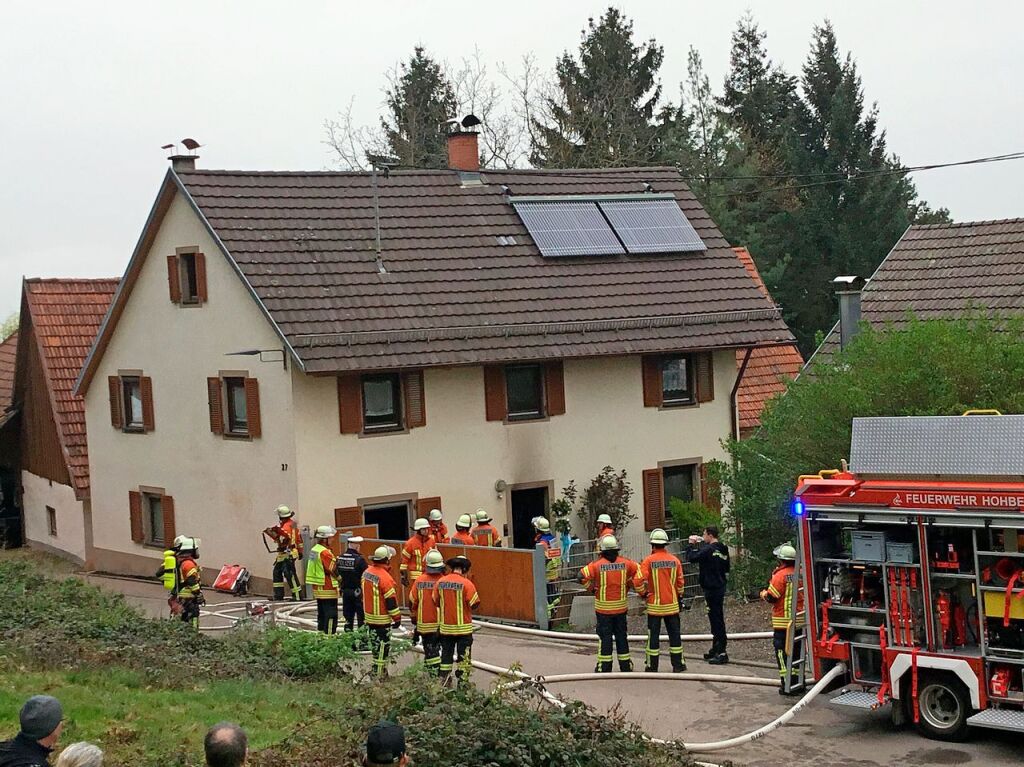 April: Nach einem Kchenbrand wird ein Haus in Diersburg unbewohnbar. Die Gemeinde sammelt Spenden, um die betroffene Familie zu untersttzen.