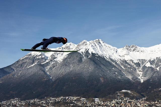 sterreich dominiert Skisprung-Tournee: Kraft siegt, Paschke Achter