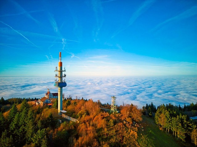 Der Funkturm wurde 1985  auf dem Hochblauen errichtet.  | Foto: Birgit-Cathrin Duval