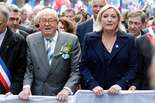 Das Verh&auml;ltnis zwischen Marine un...war lange Zeit schwierig. (Archivbild)  | Foto: Yoan Valat/EPA/dpa