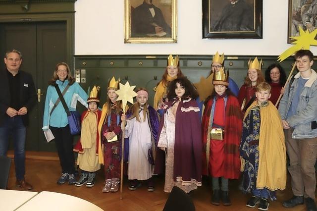 Sternsinger besuchen auch das Rathaus