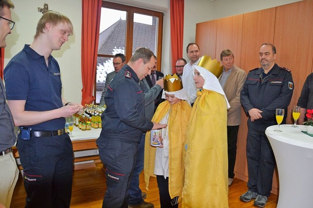 Die Sternsinger sammelten beim Neujahr...Not, die Spendenbereitschaft war gro.  | Foto: Christiane Sahli