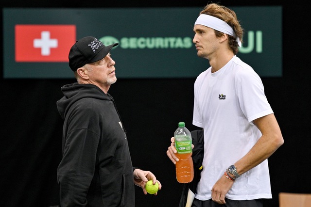 F&uuml;r Boris Becker z&auml;hlt Alexander Zverev in Melbourne zu den Favoriten.  | Foto: Harald Tittel/dpa