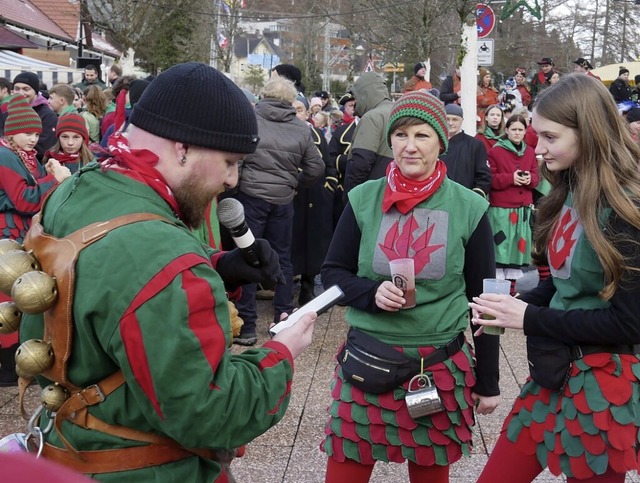 Traditionell erfolgt zur Fasnetserffnung der Seeruber die Neuaufnahme.  | Foto: Eva Korinth