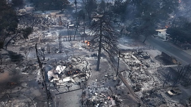 Das Feuer rund um Los Angeles hat eine...eise der Verw&uuml;stung hinterlassen.  | Foto: Scott Mc Kiernan/ZUMA Press Wire/dpa