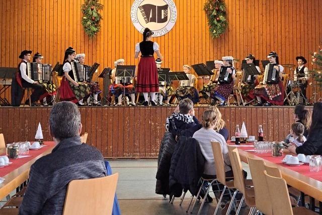 Akkordeon-Club Reute begeht Jubilum mit Bohemian Rhapsody und Mussorgsky