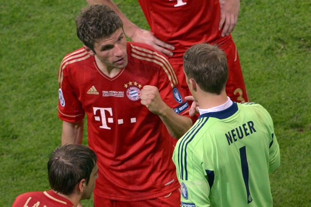 Thomas M&uuml;ller (l) und Manuel Neue...auf ihr zweites Heim-Finale nach 2012.  | Foto: picture alliance / dpa