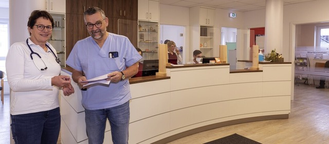 Barbara und Markus Bohl im Medizinisch...trums Rothauser Land in Grafenhausen.   | Foto: Wilfried Dieckmann