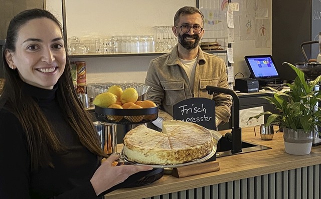 Sadiye und Said  Gmser betreiben in ...Caf mit Hotel &#8222;feelfalt&#8220;.  | Foto: Jutta Schtz