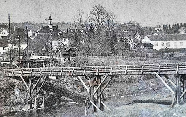 Der erste Steg zwischen Dorfmitte und ... wurde zunchst Zeppelinsteg genannt.   | Foto: Ernst Brugger