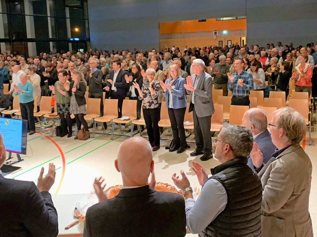 Schlussapplaus fr den Musikverein, zum Empfang waren um die 450 Leute gekommen.