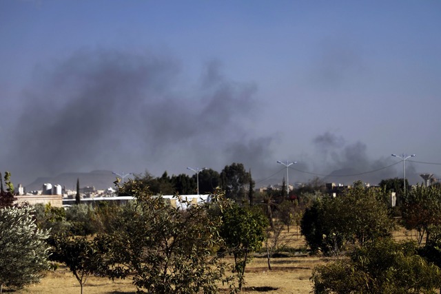 Israels Armee griff erneut Ziele der Huzhi-Miliz im Jemen an.  | Foto: Osamah Abdulrahman/AP/dpa