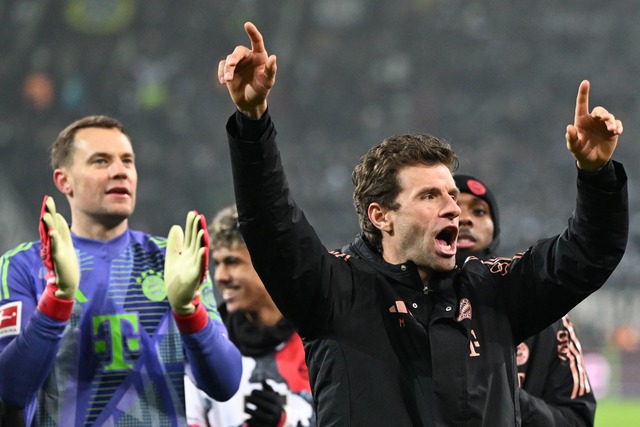 Manuel Neuer und Thomas M&uuml;ller fe... und d&uuml;rften bald verl&auml;ngern  | Foto: Federico Gambarini/dpa