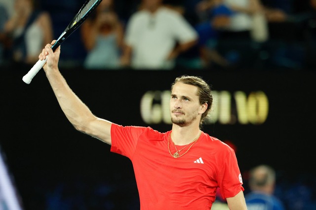 Freute sich &uuml;ber den Auftaktsieg bei den Australian Open: Alexander Zverev.  | Foto: Frank Molter/dpa