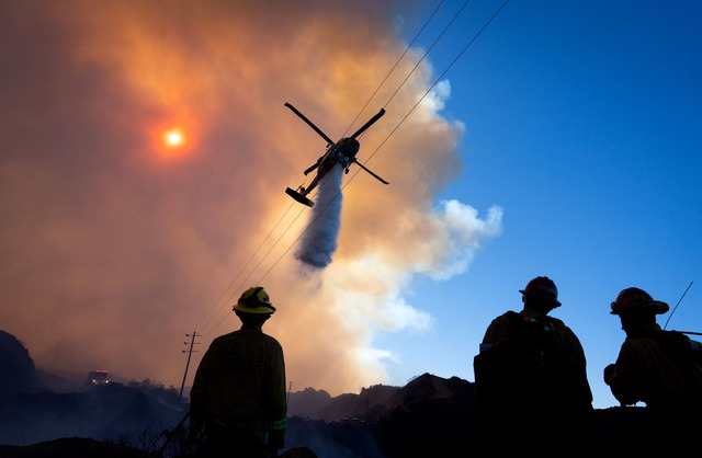 Noch ist kein Ende der heftigen Br&aum...m Los Angeles in Sicht. (Foto aktuell)  | Foto: Daniel A. Anderson/ZUMA Press Wire/dpa