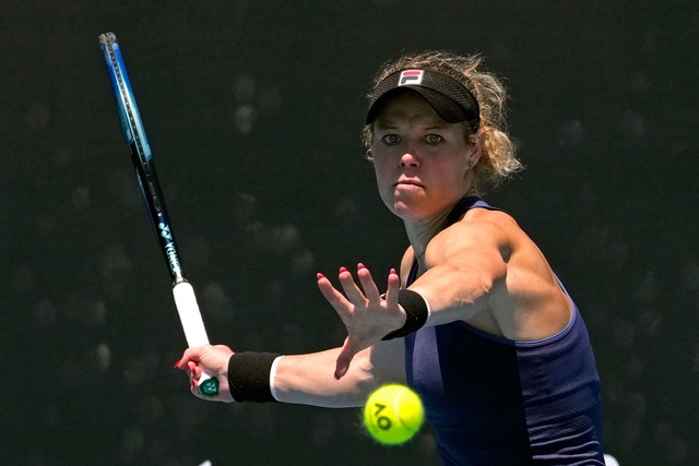 Laura Siegemund k&auml;mpfte auch in d...nde der Australian Open um jeden Ball.  | Foto: Manish Swarup/AP/dpa