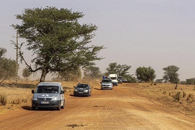 Zwei Paare aus Efringen-Kirchen fahren fr einen guten Zweck durch die Sahara