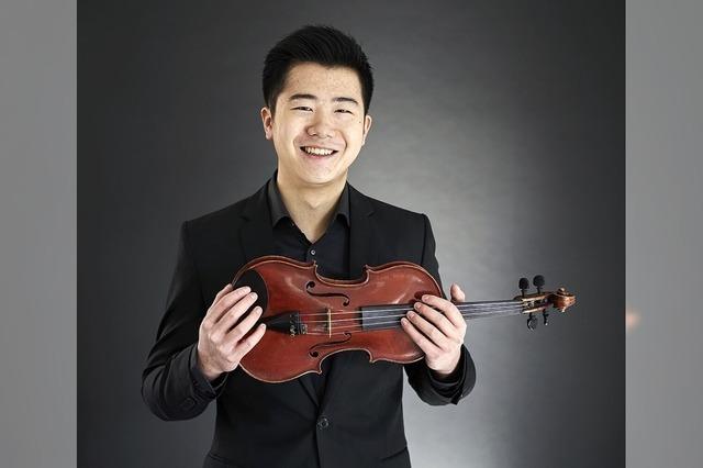 Der Kulturverein Tiengen prsentiert den Geiger Simon Zhu, der von der Pianistin Han-Wen Jennifer Yu begleitet wird