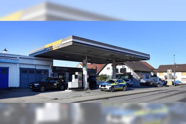 In Dundenheim hat eine Tankstelle gebrannt  - Polizei beziffert Schaden auf 100.000 Euro