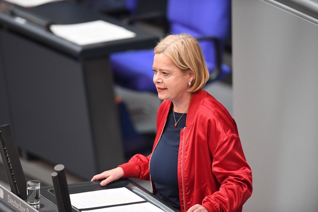 Gesine L&ouml;tzsch (Linke). (Archivbild)  | Foto: Kilian Genius/dpa