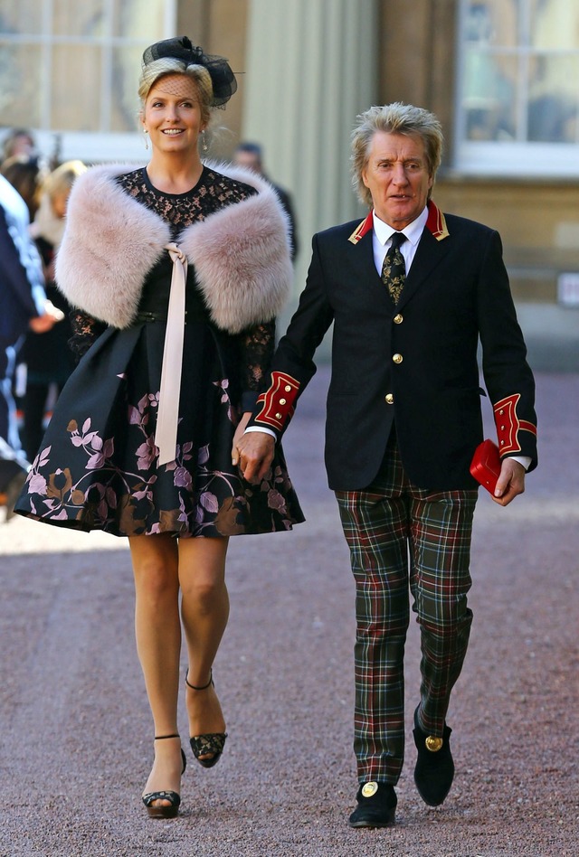 Stewarts Frau Penny Lancaster wird ebenfalls Unterst&uuml;tzerin. (Archivbild)  | Foto: Gareth Fuller/PA/epa/dpa