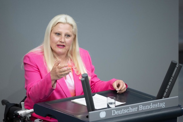 Stephanie Aeffner (Bndnis 90/Die Grn...hen Bundestages, spricht im Bundestag.  | Foto: Hannes P Albert (dpa)