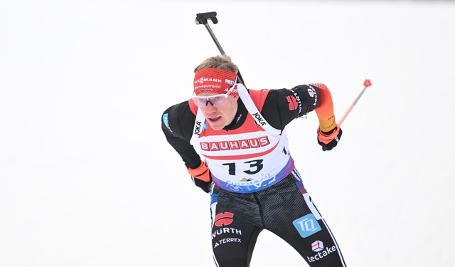 Romas Rees hatte bei seiner Weltcup-R&...ckkehr wohl nicht die schnellsten Ski.  | Foto: Sven Hoppe/dpa