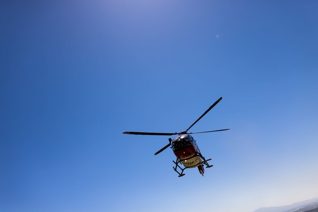 Ein Rettungshubschrauber hat den Schwe...e Spezialklinik geflogen. (Symbolbild)  | Foto: Philipp von Ditfurth/dpa