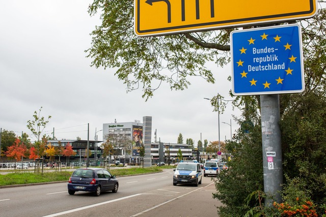 Die Europabr&uuml;cke soll nach dem Wi...reichs neu gebaut werden. (Archivbild)  | Foto: Philipp von Ditfurth/dpa