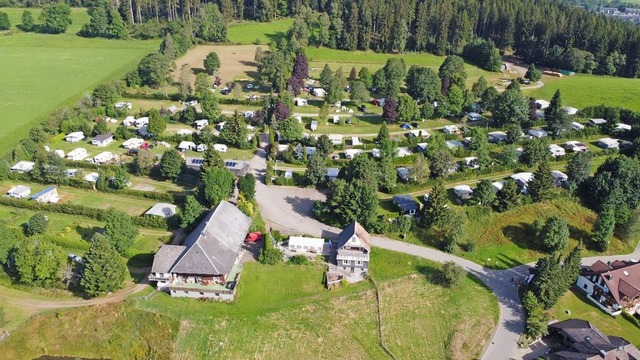 Der Campingplatz Bhlhof in Hinterzarten will sich vergrern.  | Foto: Kamera 24