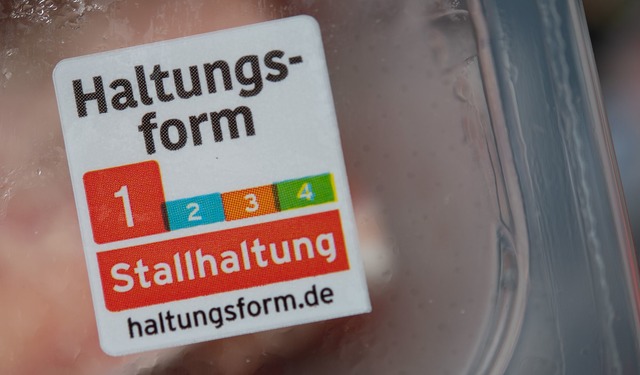 Die seit 2019 bestehende freiwillige "...e von Schwein, Rind und Gefl&uuml;gel.  | Foto: Sebastian Gollnow/dpa