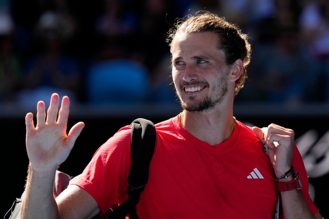 Alexander Zverev hatte nach seinem Drittrundensieg viel zu lachen  | Foto: Vincent Thian/AP/dpa