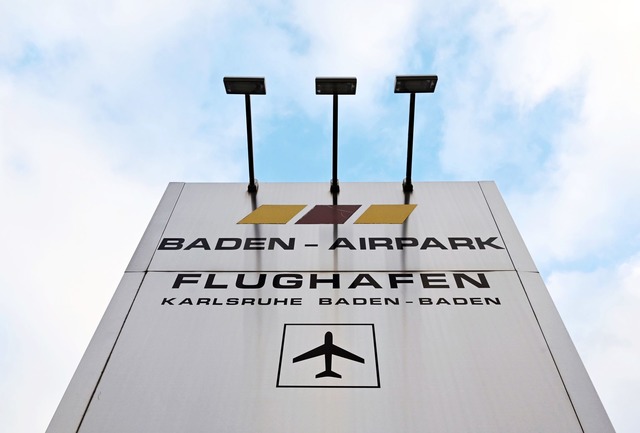 Der Flughafen Karlsruhe/Baden-Baden st...ionen-Passagier-Marke zu. (Archivbild)  | Foto: Uli Deck/dpa