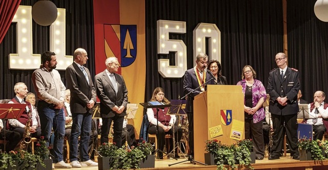 Verdiente Gemeinderte (von links): Si...hre) und Knut Nabbefeld (zehn Jahre).   | Foto: Yvonne Basile-Etienne