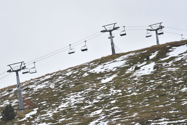 Das Skigebiet Ast&uacute;n (Symbolbild) liegt in den Pyren&auml;en.  | Foto: Ver&oacute;nica Lacasa/Europa Press/AP/dpa