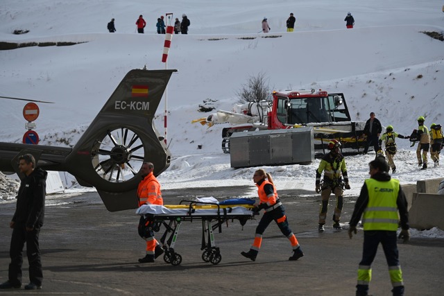 Zwei junge Spanierinnen wurden schwer verletzt.  | Foto: Ver&oacute;nica Lacasa/EUROPA PRESS/dpa