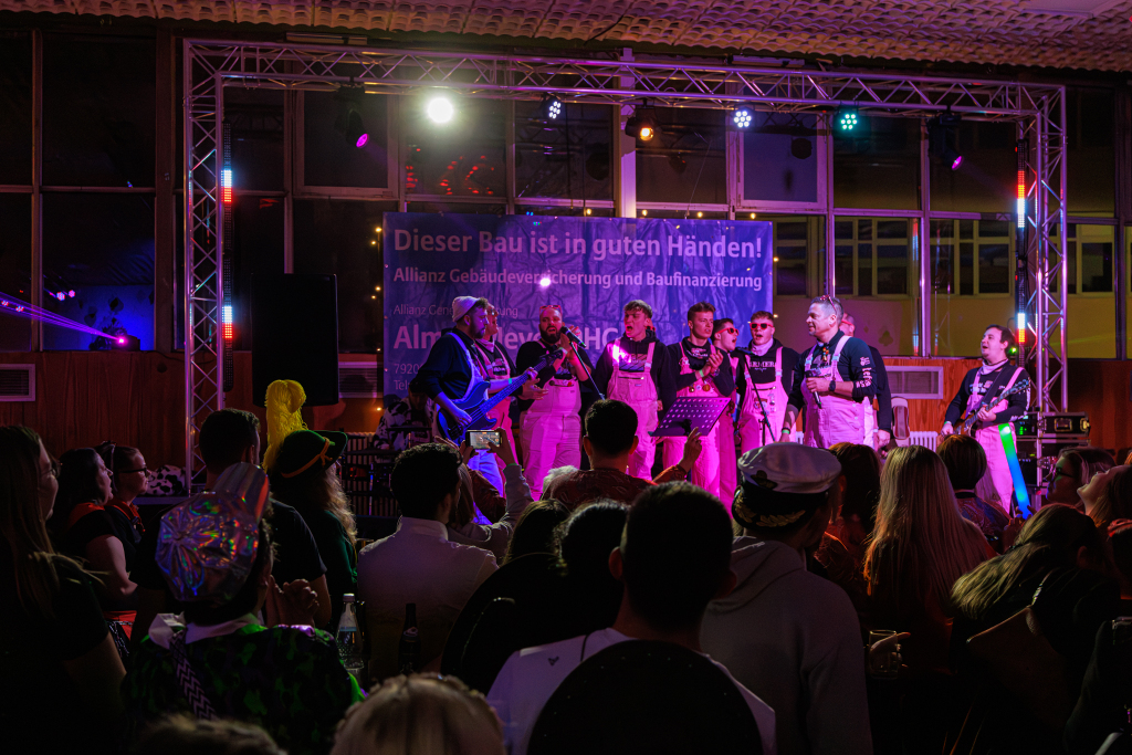 Tolle Stimmung herrschte beim Gugge-Festival in der Stadthalle in Breisach.