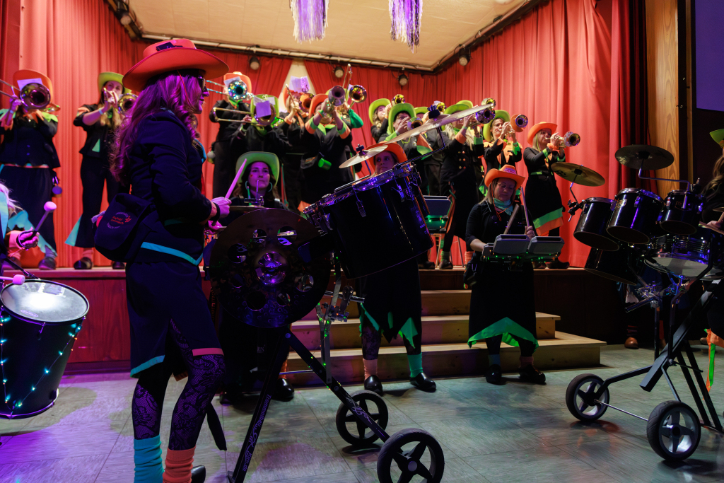 Tolle Stimmung herrschte beim Gugge-Festival in der Stadthalle in Breisach.