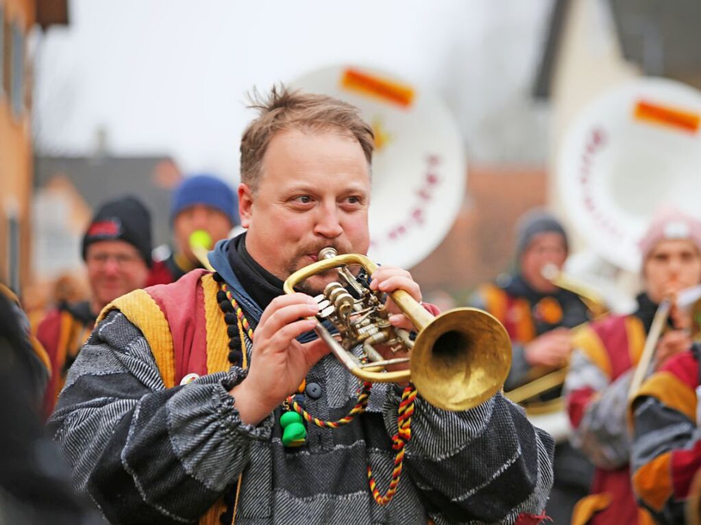 Stundenlang war Rust am Sonntagnachmittag in eine bunte Narrenhochburg verwandelt, in der fast 4000 Teilnehmer mit der Zunft den runden Geburtstag feierten.